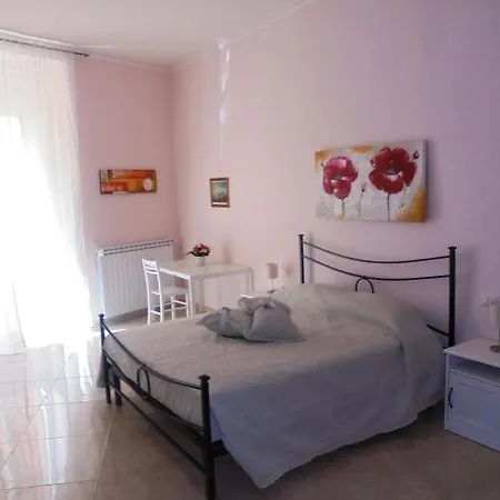 Domusrealstella Bed and Breakfast Napels Buitenkant foto